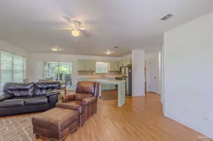 4750 Pebble Creek Dr, Pensacola, FL 32526 - Photo 7