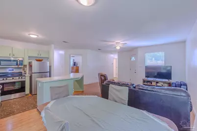 4750 Pebble Creek Dr, Pensacola, FL 32526 - Photo 5