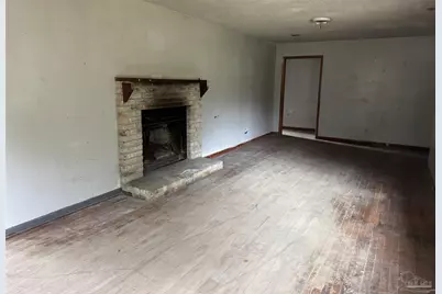 9985 Paws Rd, Milton, FL 32570 - Photo 13