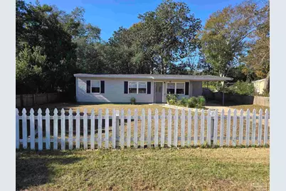 6137 Patricia Ave, Milton, FL 32570 - Photo 1