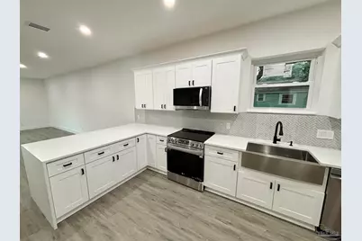 4731 Live Oak Ln, Pace, FL 32571 - Photo 7