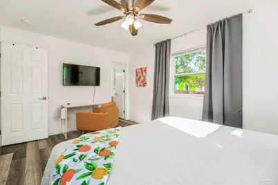 100 Mango St, Pensacola, FL 32503 - Photo 9