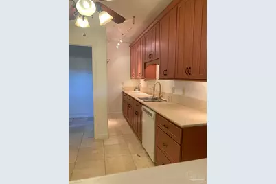 6148 The Oaks Ln #B, Pensacola, FL 32504 - Photo 13