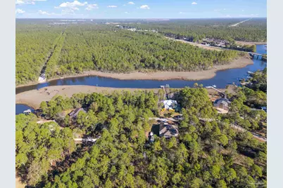 5690 Tarpon Ct, Milton, FL 32583 - Photo 11