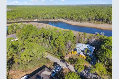 5690 Tarpon Ct, Milton, FL 32583 - Photo 7