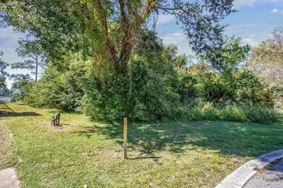 16299 Narwhal Dr, Pensacola, FL 32507 - Photo 15