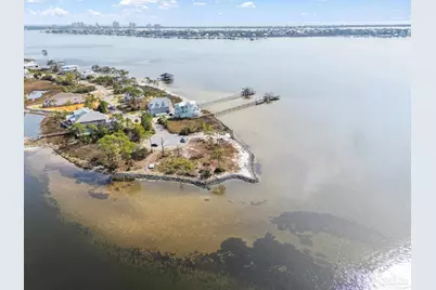 16353 Tarpon Dr, Pensacola, FL 32507 - Photo 13