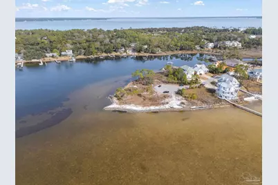 16353 Tarpon Dr, Pensacola, FL 32507 - Photo 11