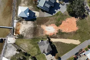 81 Bayshore Dr, Pensacola, FL 32507 - Photo 7