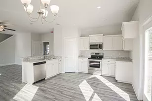 931 Pine Top Ln, Cantonment, FL 32533 - Photo 5