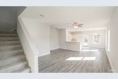 931 Pine Top Ln #7B, Cantonment, FL 32533 - Photo 3