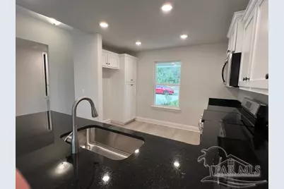 1006 Brimwood Cir #26A, Cantonment, FL 32533 - Photo 3