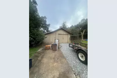 335 Vera St, Pensacola, FL 32514 - Photo 43