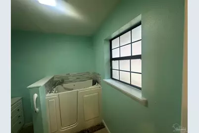 335 Vera St, Pensacola, FL 32514 - Photo 15