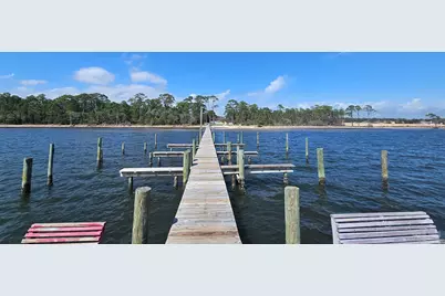 1437 Suncrest St, Gulf Breeze, FL 32563 - Photo 3