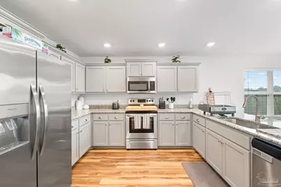 7157 Sonny Dr, Pensacola, FL 32504 - Photo 5