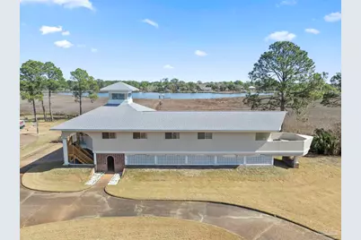 4758 Bayside Dr, Milton, FL 32583 - Photo 1