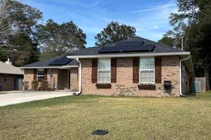 5955 Ashton Woods Cir, Milton, FL 32570 - Photo 3