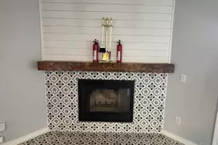 5955 Ashton Woods Cir, Milton, FL 32570 - Photo 9