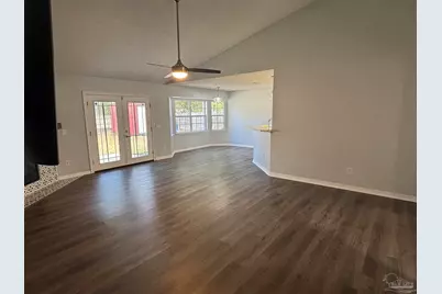 5955 Ashton Woods Cir, Milton, FL 32570 - Photo 7