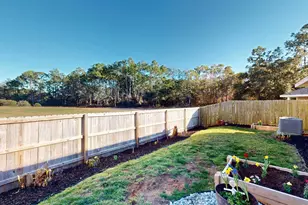 10545 Queens Gate Cir, Pensacola, FL 32506 - Photo 37