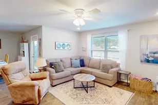 10545 Queens Gate Cir, Pensacola, FL 32506 - Photo 13