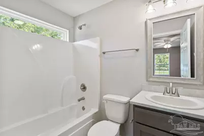 3017 Berwick St, Pensacola, FL 32503 - Photo 7