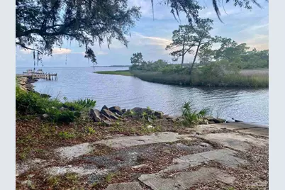 7208 Bayshore Dr, Milton, FL 32583 - Photo 53