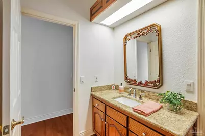 7208 Bayshore Dr, Milton, FL 32583 - Photo 31