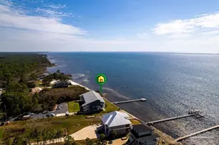 5539 Soundside Dr, Gulf Breeze, FL 32563 - Photo 7