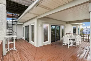 137 Le Port Dr, Pensacola Beach, FL 32561 - Photo 47