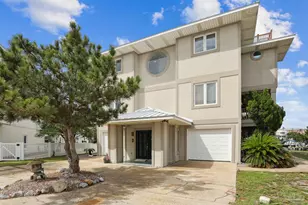 137 Le Port Dr, Pensacola Beach, FL 32561 - Photo 13