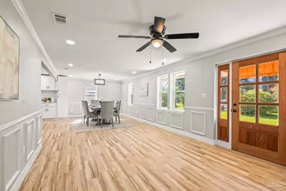 216 W 9 1/2 Mile Rd, Pensacola, FL 32514 - Photo 9