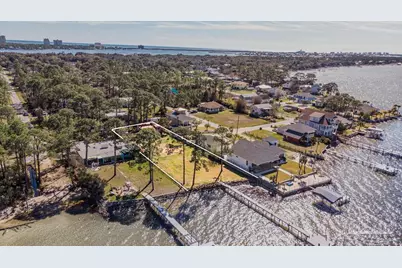 5509 Galvez Rd, Pensacola, FL 32507 - Photo 11