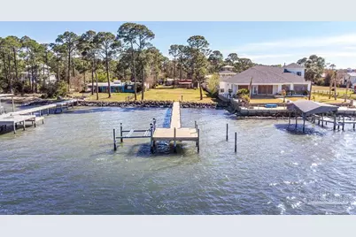 5509 Galvez Rd, Pensacola, FL 32507 - Photo 13