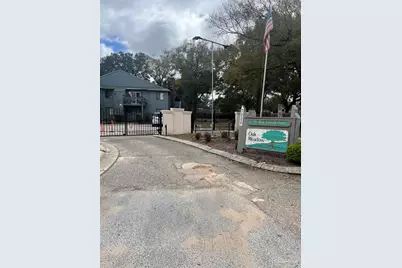 7225 W Fairfield Dr #B5, Pensacola, FL 32506 - Photo 1