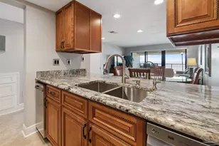 900 Fort Pickens Rd, Pensacola Beach, FL 32561 - Photo 15