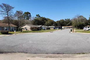 8176 Camelford Dr, Pensacola, FL 32506 - Photo 11