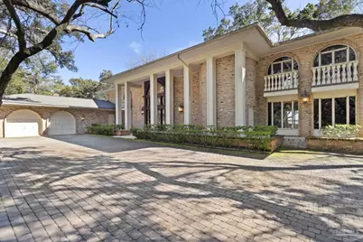 721 W Miracle Strip Pkwy, Mary Esther, FL 32569 - Photo 1