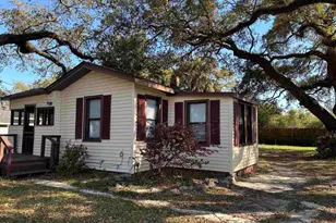 1717 W Government St, Pensacola, FL 32502 - Photo 1