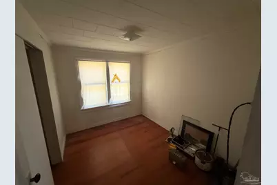 303 Yoakum Ct, Pensacola, FL 32505 - Photo 11