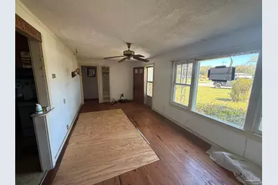 303 Yoakum Ct, Pensacola, FL 32505 - Photo 7