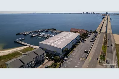 300 Pensacola Beach Rd, Gulf Breeze, FL 32561 - Photo 25