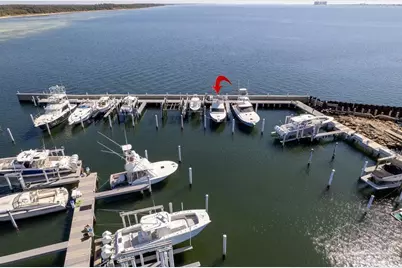 300 Pensacola Beach Rd, Gulf Breeze, FL 32561 - Photo 9