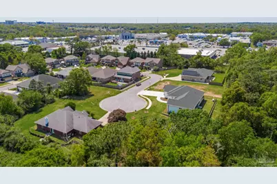 675 Farmington Rd, Pensacola, FL 32504 - Photo 5