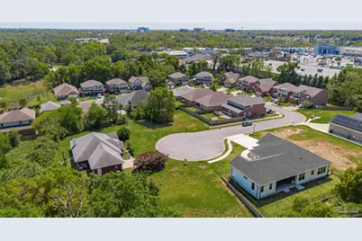 675 Farmington Rd, Pensacola, FL 32504 - Photo 11