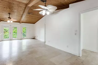 713 Roanoke Ct, Gulf Breeze, FL 32561 - Photo 47