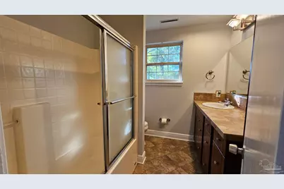 301 Poinciana Dr, Gulf Breeze, FL 32561 - Photo 11