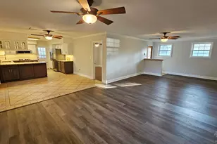301 Poinciana Dr, Gulf Breeze, FL 32561 - Photo 13