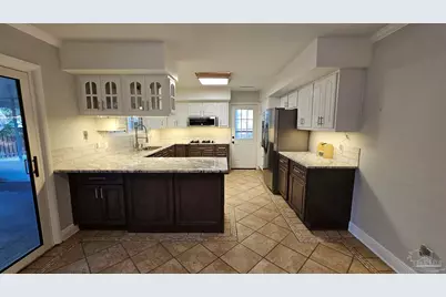 301 Poinciana Dr, Gulf Breeze, FL 32561 - Photo 19